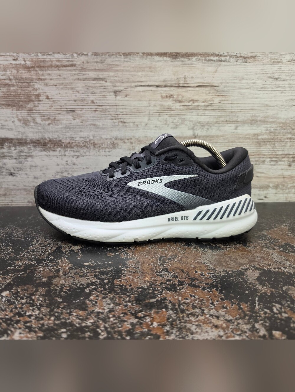 Womens Brooks Ariel 24 GTS Walking Shoes Sz 9 2E Extra Wide Used 1204142E016